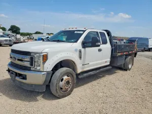 Ford F-450 6.7L 8 2018