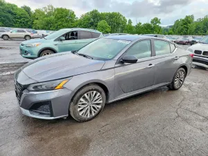 Nissan Altima 2.5L 4 2025