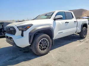 Toyota Tacoma 2.4L 4 2026