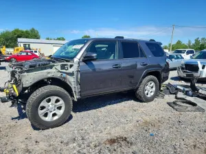 Toyota 4Runner 4.0L 6 2021