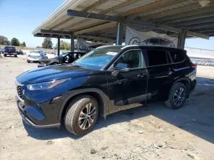 Toyota Highlander 2.4L 4 2026