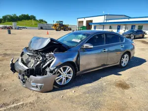 Nissan Altima 3.5L 6 2014