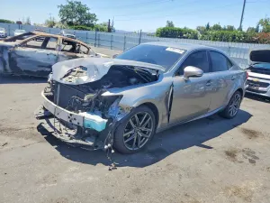 Lexus IS 2.5L 6 2015