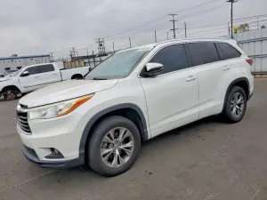 Toyota Highlander 3.5L 6 2014