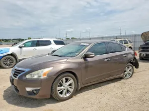Nissan Altima 2.5L 4 2014