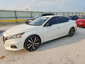 Nissan Altima 2.5L 4 2022