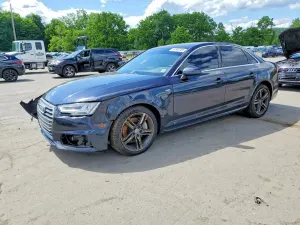 Audi A4 2.0L 4 2017