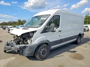 Ford Transit 3.7L 6 2015