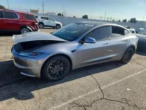 Tesla Model 3 2025