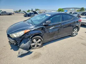 Hyundai Elantra 1.8L 4 2013
