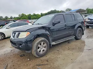Nissan Pathfinder 4.0L 6 2011