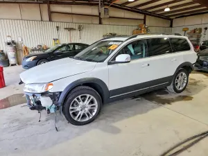 Volvo XC70 2.0L 4 2016