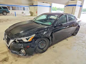 Nissan Altima 2.5L 4 2019