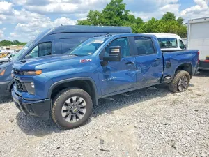 Chevrolet Silverado 1500 6.6L 8 2024
