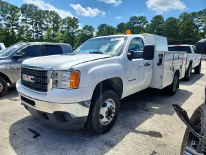 GMC Sierra 6.6L 8 2011
