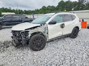 Nissan Rogue 2.5L 4 2017