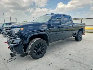 Chevrolet Silverado 1500 6.6L 8 2026
