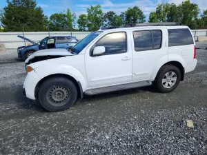Nissan Pathfinder 4.0L 6 2007