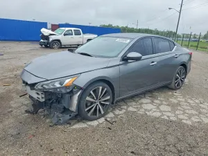 Nissan Altima 2.5L 4 2021
