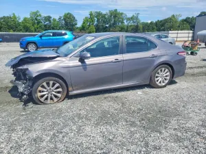 Toyota Camry 2.5L 4 2018