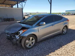Hyundai Elantra 1.8L 4 2013