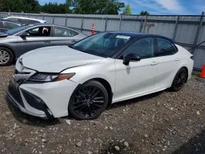 Toyota Camry 2.5L 4 2021