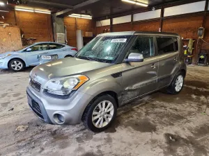Kia Soul 2.0L 4 2013