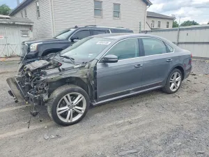 Volkswagen Passat 2.0L 4 2014