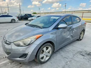 Hyundai Elantra 1.8L 4 2013