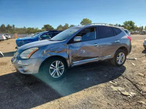 Nissan Rogue 2.5L 4 2012