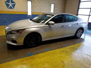 Nissan Altima 2.5L 4 2020