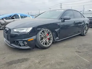 Audi A4 2.0L 4 2019