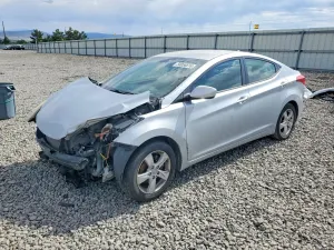 Hyundai Elantra 1.8L 4 2012