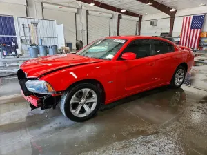 Dodge Charger 5.7L 8 2014