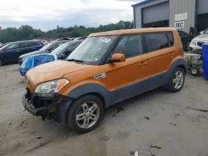 Kia Soul 2.0L 4 2011