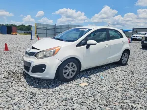 Kia Rio 1.6L 4 2013