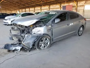 Hyundai Elantra 2.0L 4 2020