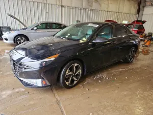 Hyundai Elantra 2.0L 4 2021