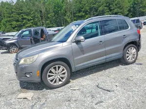 Volkswagen Tiguan 2.0L 4 2009