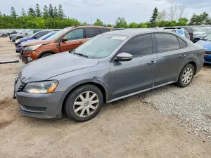 Volkswagen Passat 2.5L 5 2012