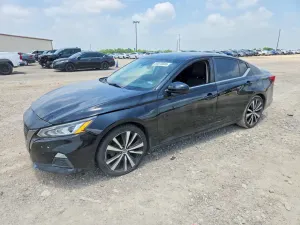 Nissan Altima 2.5L 4 2020