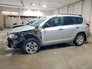 Toyota Rav4 2.5L 4 2012