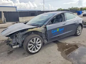 Tesla Model 3 2018
