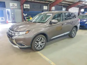 Mitsubishi Outlander 2.4L 4 2017