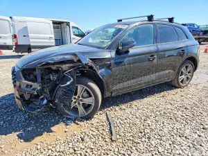 Audi Q5 2.0L 4 2025