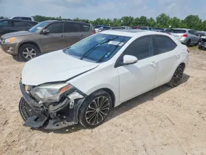Toyota Corolla 1.8L 4 2015
