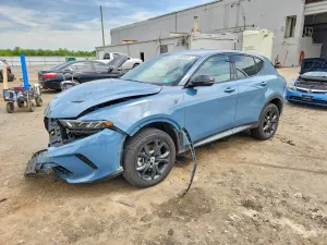 Dodge Hornet 2.0L 4 2024