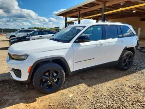 Jeep Grand Cherokee 3.6L 6 2025