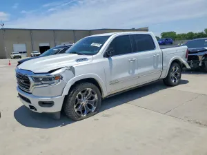 RAM 1500 5.7L 8 2020