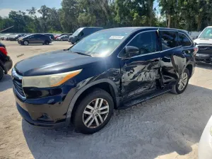 Toyota Highlander 3.5L 6 2014